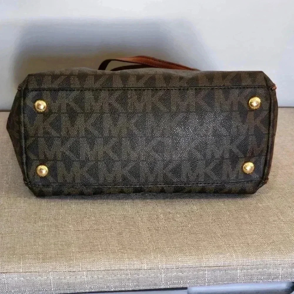 Michael Kors Signature Monogram Large Harper Tote